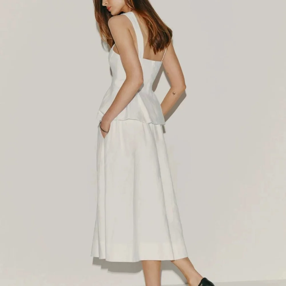 Reformation Misty Linen Two Piece Set - Picture 2 of 13
